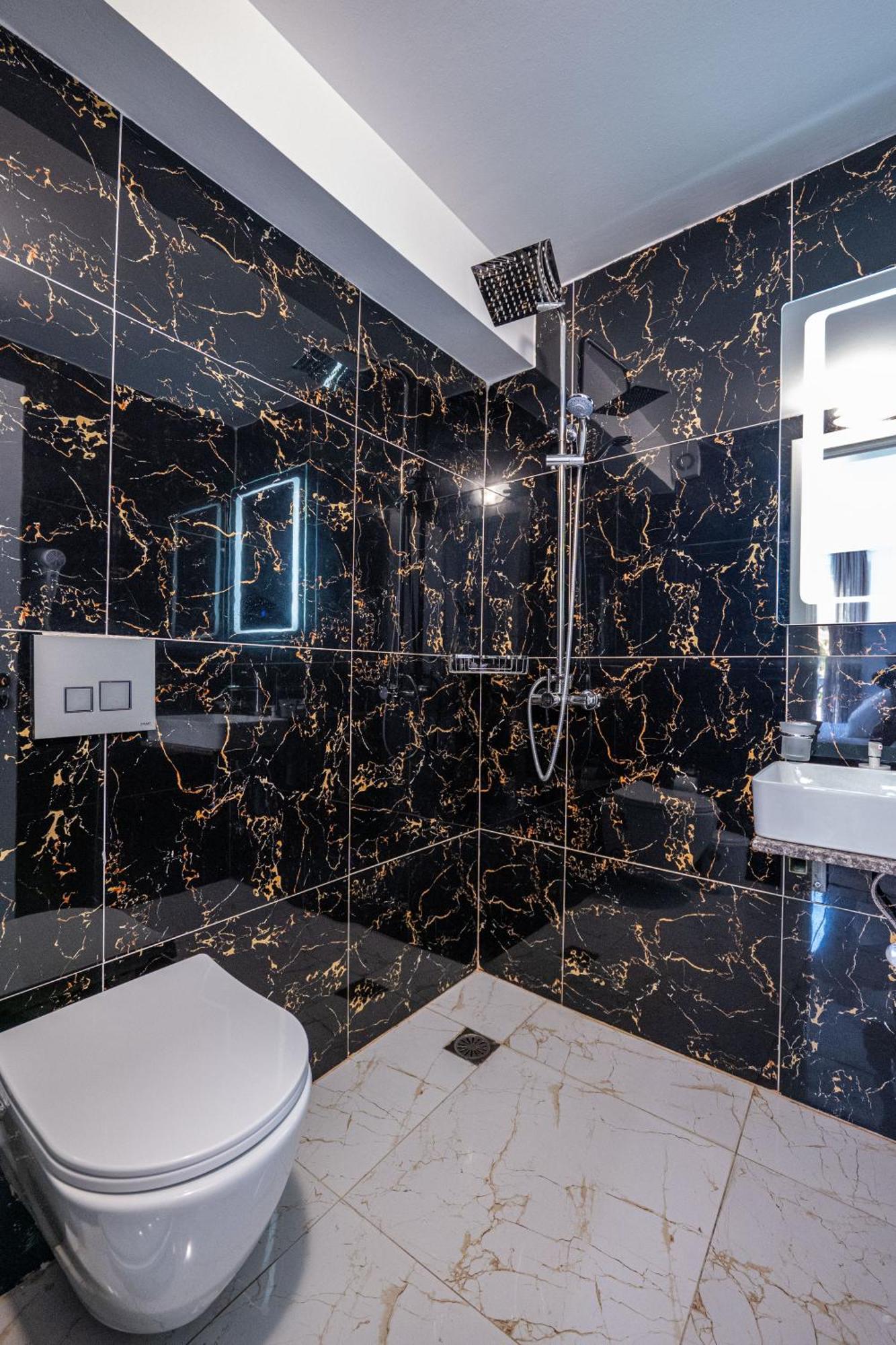 Elite 4* Sarandë